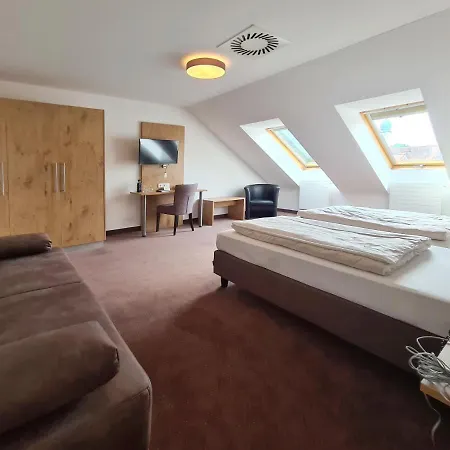 Hotell Am Hachinger Bach By Blattl 3*