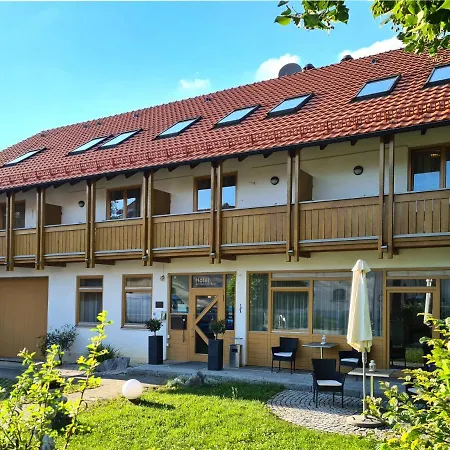 Am Hachinger Bach By Blattl 3* Neubiberg