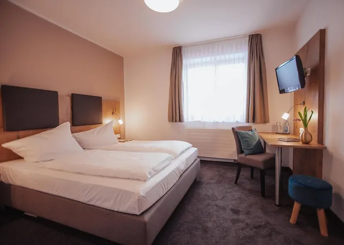 Hotel Am Hachinger Bach By Blattl 3*