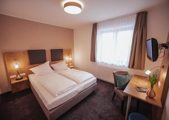Hotel Am Hachinger Bach By Blattl Neubiberg