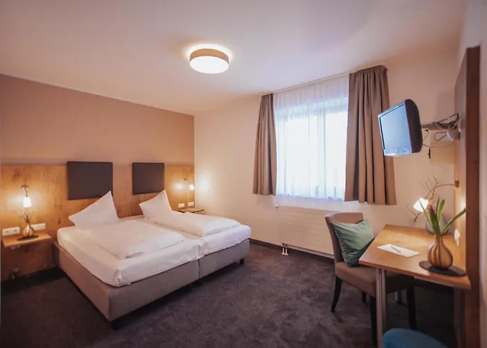 Hotel Am Hachinger Bach By Blattl 3*