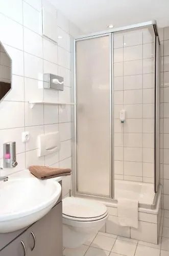 Am Hachinger Bach By Blattl Hotel