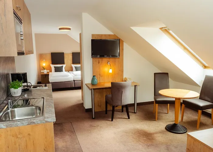 Hotel Am Hachinger Bach By Blattl 3*