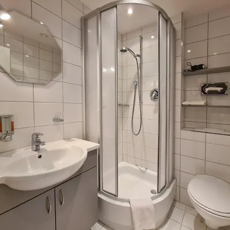 Am Hachinger Bach Hotel