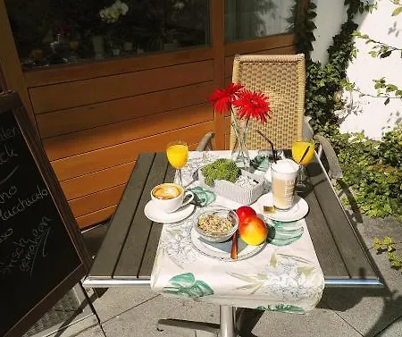 Hotel Am Hachinger Bach By Blattl 3*