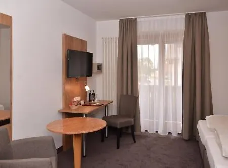 Am Hachinger Bach By Blattl Hotel 3*