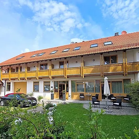 Am Hachinger Bach By Blattl Hotel 3*