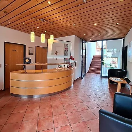 Hotel Am Hachinger Bach By Blattl Neubiberg