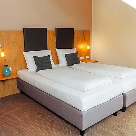 Am Hachinger Bach By Blattl Hotel 3*